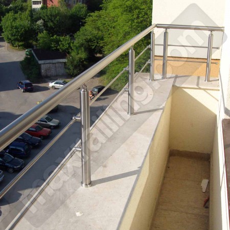 Иноксови парапети